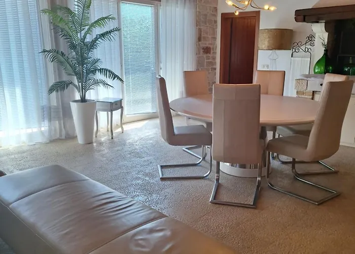 Casa Dell 'amore * 波雷奇