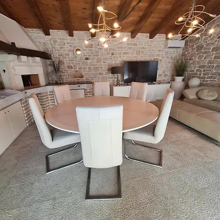 Casa Dell 'amore Vakantiehuis Poreč